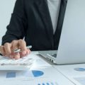 Accounting Software and Tax Season: Simplifying Year-End Reporting for Small Businesses