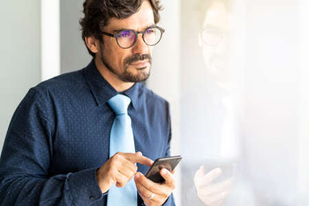 Customer Experience at Scale: Personalization vs. Automation