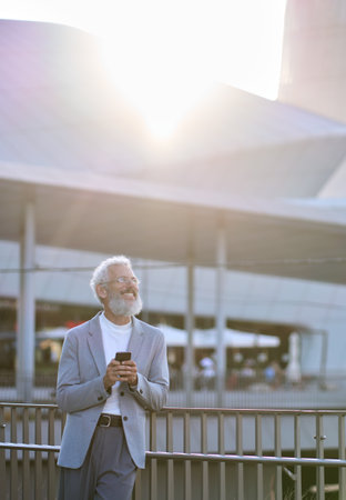 Intrinsic vs. Extrinsic Motivation: What Drives Successful Entrepreneurs?
