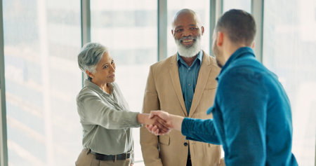 Supplier Negotiation Tactics for American Entrepreneurs: Getting the Best Deal with Manufacturers